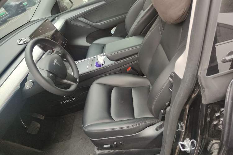 Used Tesla Model Y 2024 Rear-Wheel-Drive Version