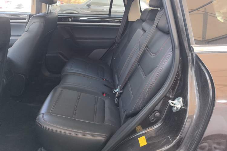 Used Yema T70 2016 1.8T CVT Elegant Model