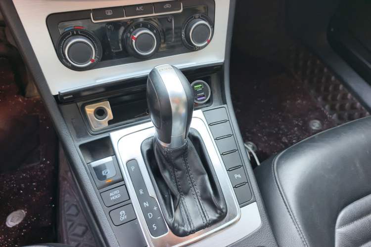 Used Volkswagen Magotan 2016 1.8TSI Smart Comfort Model