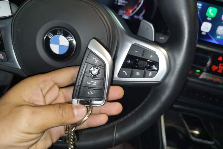 TDK.VehicleDetails.img