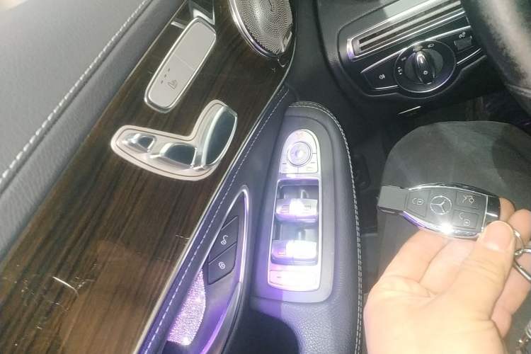 Used Mercedes-Benz C-Class 2017 Facelift C 200 L