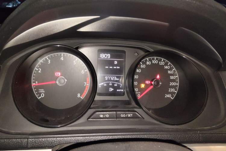 Used Volkswagen Lavida 2017 1.6L Manual Fashion Edition