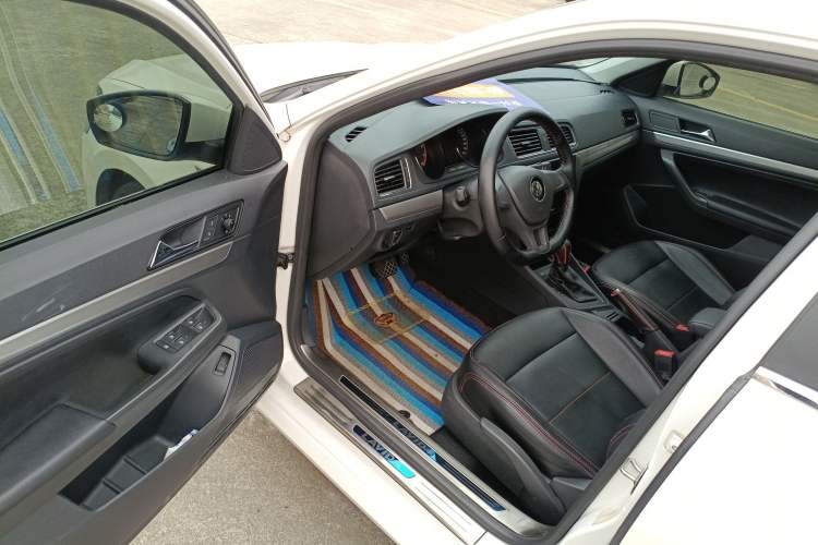 Used Volkswagen Lavida 2017 1.6L Automatic Fashion Edition