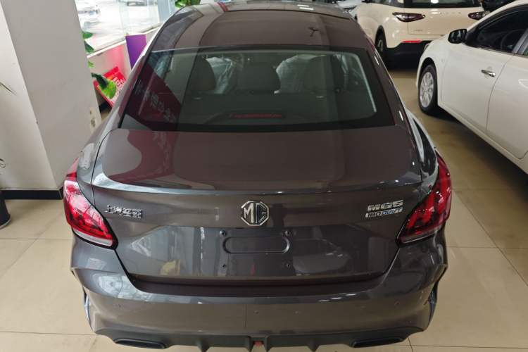 Used MG 5 2023 180 DVVT Manual Fashion Edition
