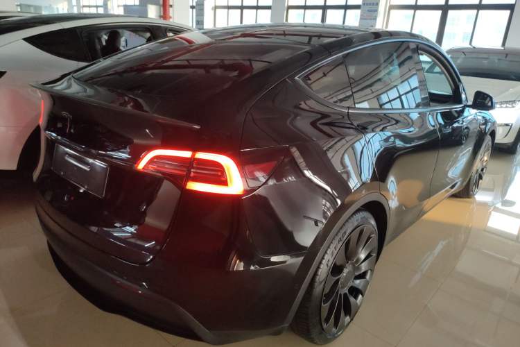 Used Tesla Model Y 2021 Performance High-Performance All-Wheel-Drive Version
