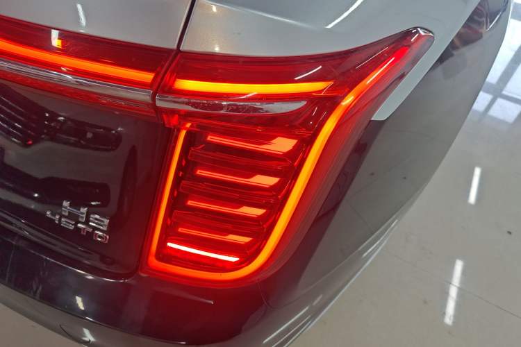 Used Hongqi H9 2020 2.0T Smart Connect Flagship Edition
