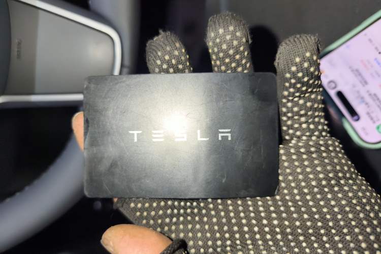 Used Tesla Model Y 2022 Long-Range All-Wheel-Drive Version