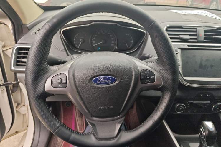 Used Ford Escort 2017 Happiness Edition 1.5L Automatic Fashion Version