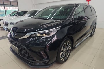 Used Toyota Granvia 2023 2.5L Hybrid Prestige VIP Edition