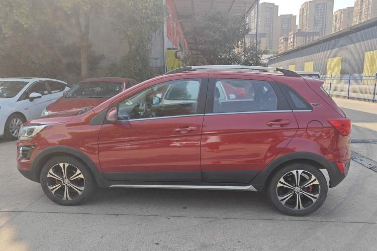 Used BAIC Senova X25 2015 1.5L Manual Elite Model
