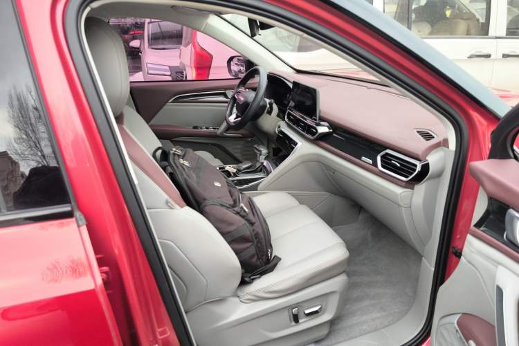 Used Baojun RS-5 2019 1.5T CVT Intelligent Driving Flagship Edition China V Emission Standard
