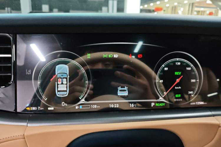 Used VOYAH FREE 2024 Ultra-Long Range Intelligent Driving Version
