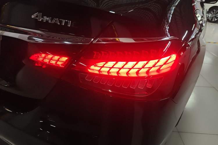 Used Mercedes-Benz E-Class 2017 E 200 L 4MATIC
