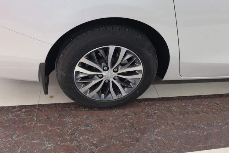 Used Buick GL8 2021 ES Land Cruiser 653T Luxury Edition
