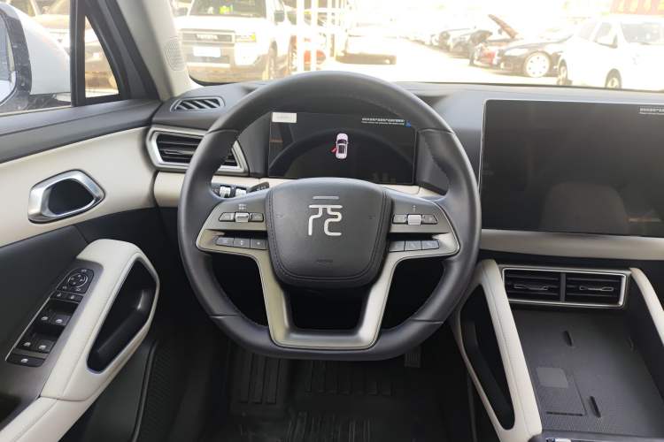 Used BYD Yuan UP 2025 Intelligent Driving Version 401 km Beyond-Range Edition
