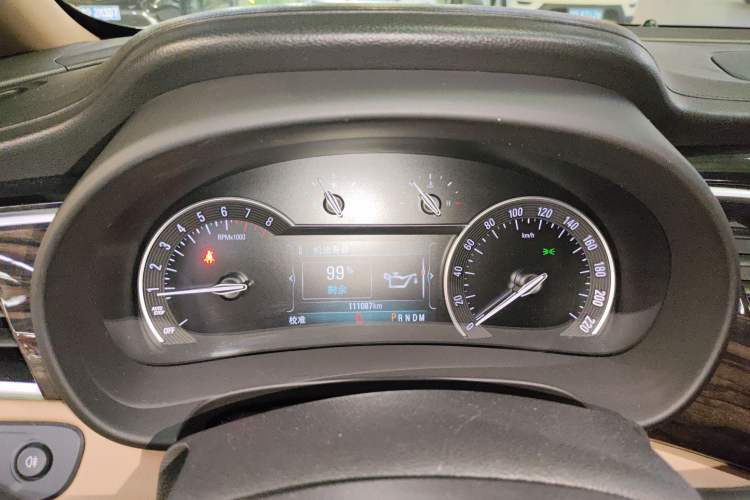 Used Buick GL8 2018 ES 28T Premium Model China VI Standard