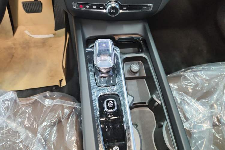 Used Volvo S60 2025 B4 Zhiyuan Luxury Edition