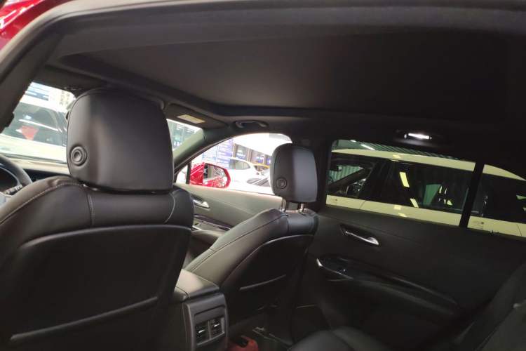 Used Cadillac XT4 2021 28T Two-Wheel Drive Tech Edition
