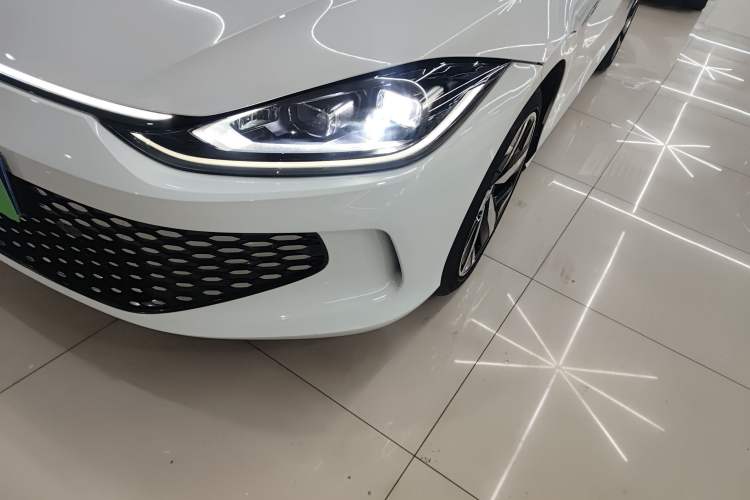 Used Volkswagen Lamando 2024 Lavida L 280TSI DSG Cool & Spicy Edition
