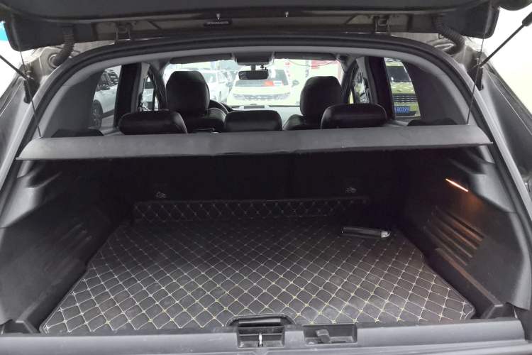 Used Peugeot 3008 2015 1.6THP Automatic Classic Edition
