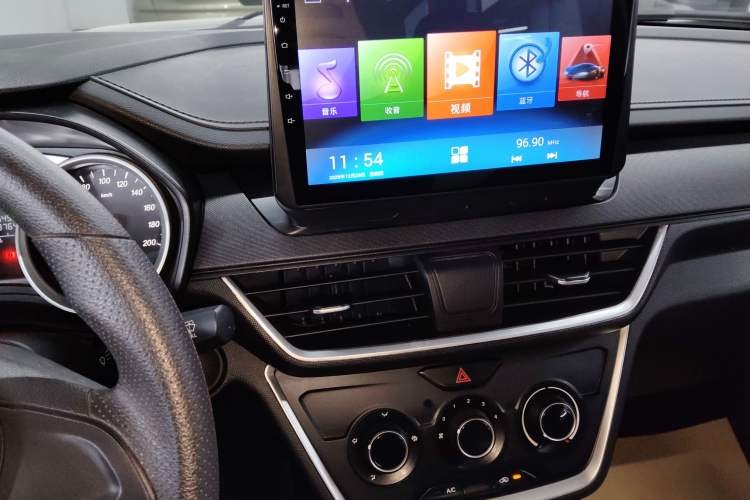 Used Wuling Hongguang S3 2018 1.5L Manual Standard Version China V Standard