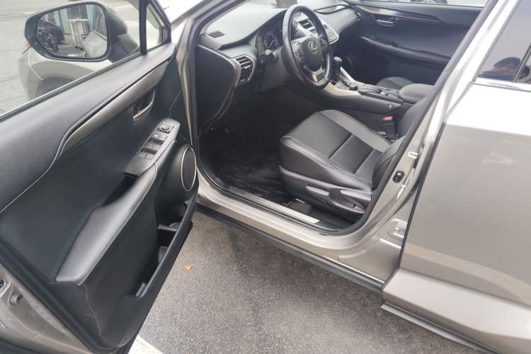 Used Lexus NX 2015 200 Front-Wheel Drive X-Trail SE Edition
