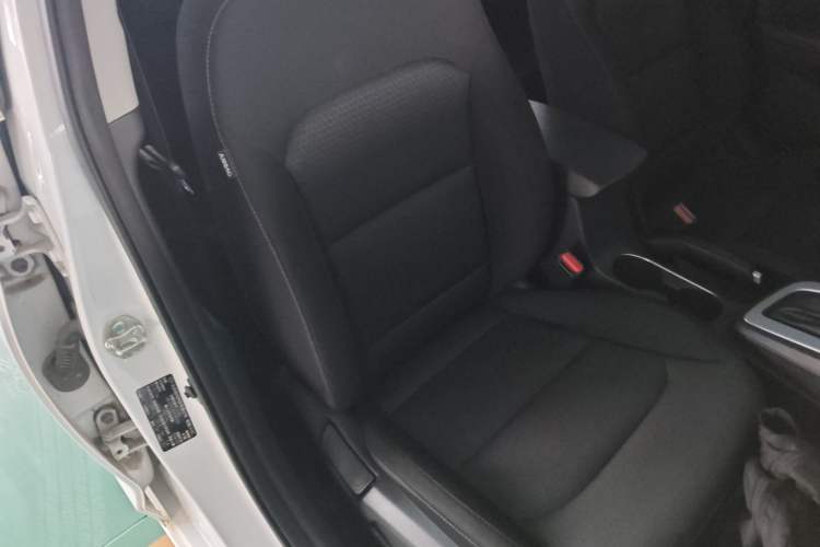 Used Hyundai Elantra 2016 1.6L Automatic ZhiXuan – Elite Version
