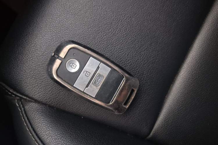 Used Kia KX5 2016 1.6T Automatic Two-Wheel Drive DLX
