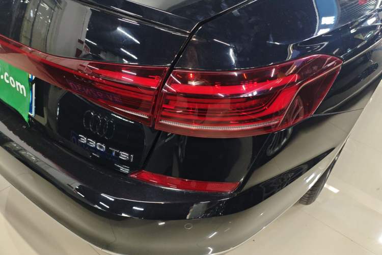 Used Volkswagen Passat 2022 330TSI Elite Edition Custom Version
