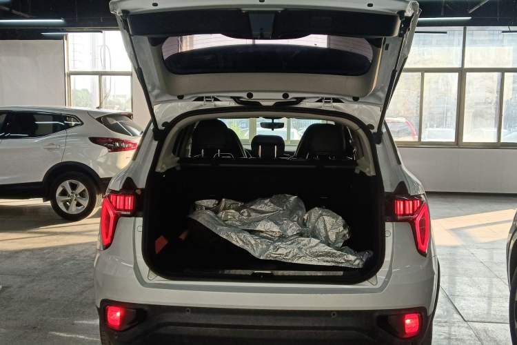 Used Lynk & Co 01 2019 2.0T Two-Wheel Drive Pure Version China VI Standard
