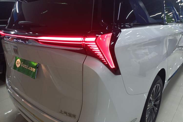 Used Buick GL8 2025 Lu Zun Deluxe Edition