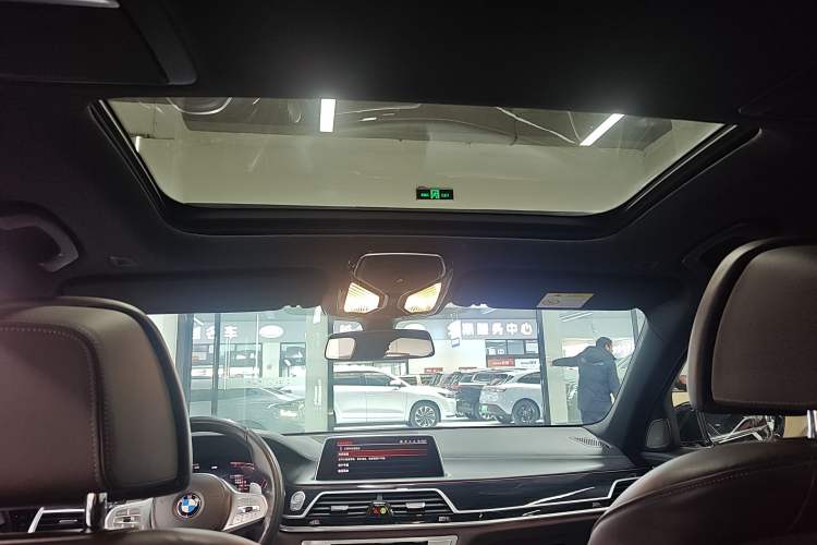 Used BMW 7 Series 2021 730Li M Sport Package
