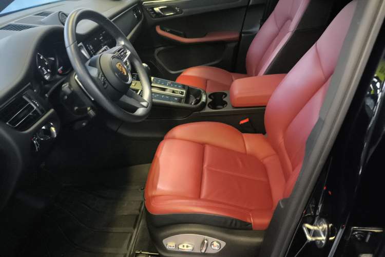 Used Porsche Macan 2023 Macan 2.0T
