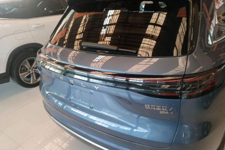 Used  Galaxy Xingjian 7 EM-i 2025 120km Flagship Edition
