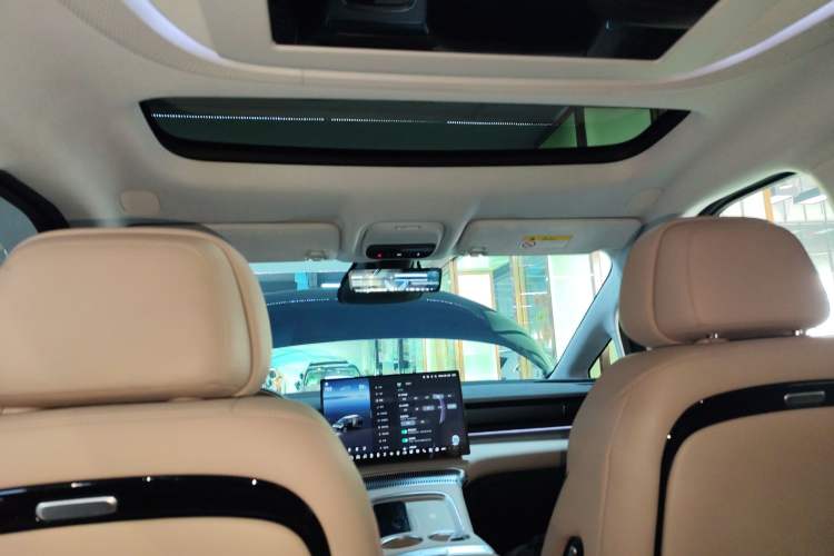 Used XPeng X9 2024 702 Ultra-Long Range Max