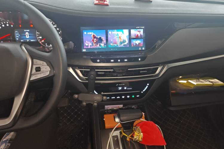 Used Changan CS35PLUS 2019 1.4T DCT CoolLink Blue Whale Edition
