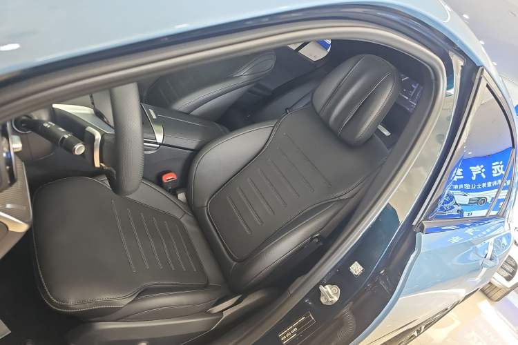 Used Mercedes-Benz C-Class 2023 Restyled C 260 L Night Edition Sports Version
