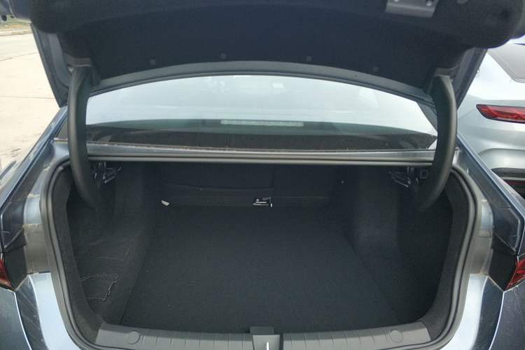 Used BYD Qin PLUS 2025 DM-i Smart Drive 120KM Superior Model