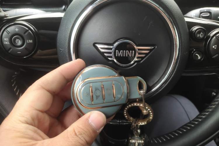 Used  Clubman 2019 1.5T COOPER Connoisseur