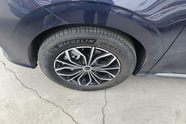 Used Roewe iMAX8 New Energy 2022 Golden Edition