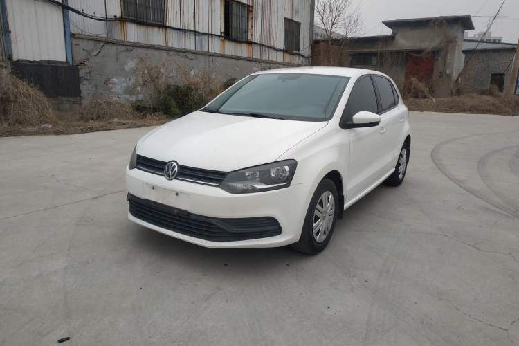 Used Volkswagen Polo 2016 1.4L Manual Fashion Model