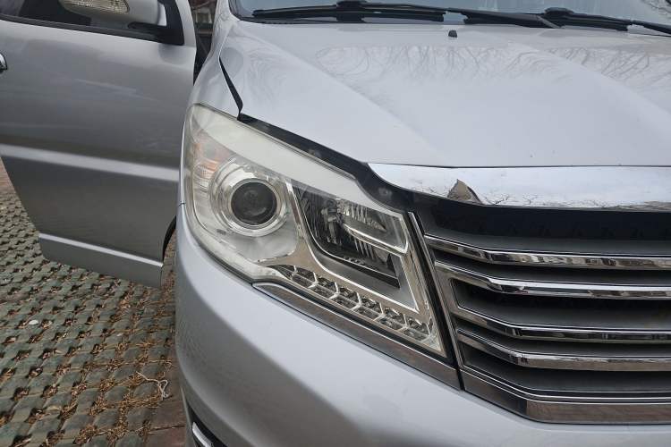 Used Jinbei Grace 2014 2.0L Luxury Short-Wheelbase 7-Seater 1TR
