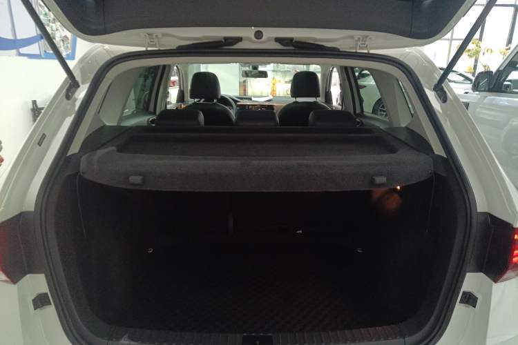 Used Volkswagen Tharu 2020 280TSI Two-Wheel Drive Luxury Plus Version China VI Standard