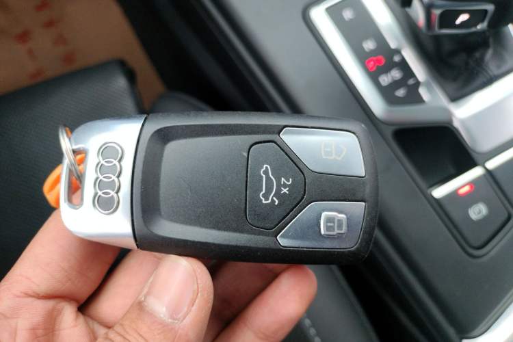 Used Audi A4L 2024 40 TFSI Fashion Dynamic Model
