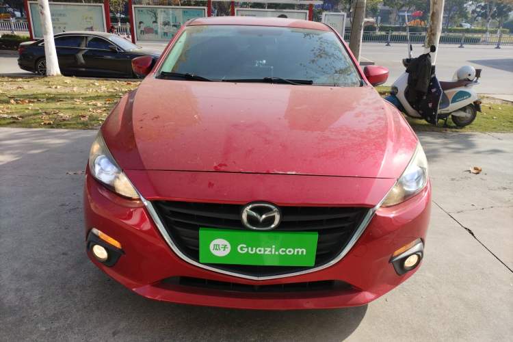 Used Mazda Mazda 3 Axela 2016 Sedan 1.5L Automatic Comfort Model
