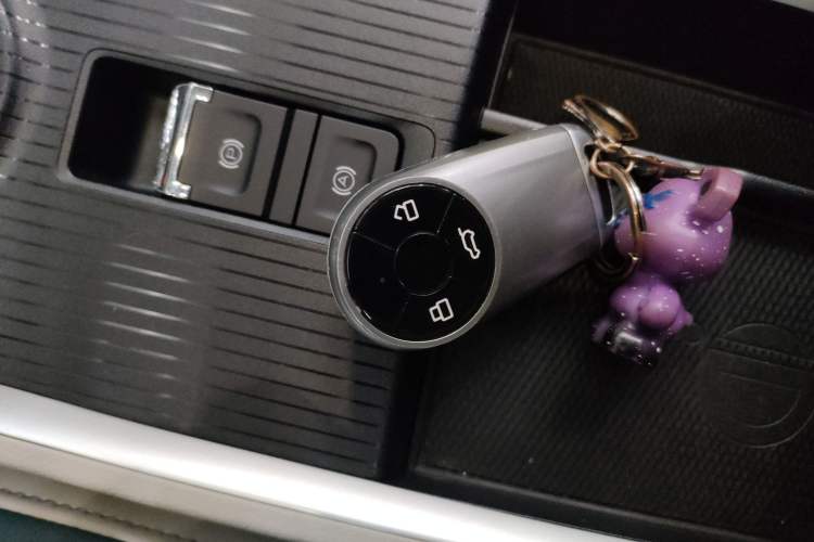 Used ORA Good Cat 2021 400km Standard Range Venus Edition Lithium Iron Phosphate
