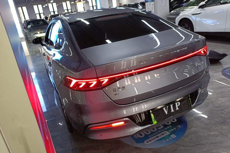 Used BYD Qin PLUS 2021 EV 400KM Luxury Model