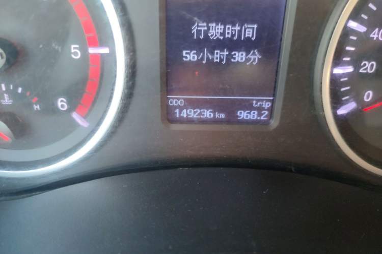 Used Great Wall Wingle 5 2017 2.0T European-spec Diesel Two-Wheel-Drive Entry-Level Big Double-Cab GW4D20D