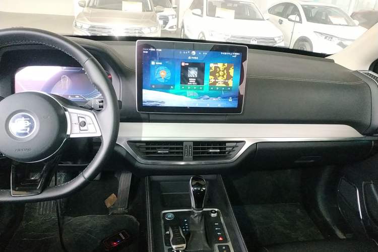 Used BYD Tang 2018 2.0T Automatic SmartConnect Prestige 7-Seater China V Standard