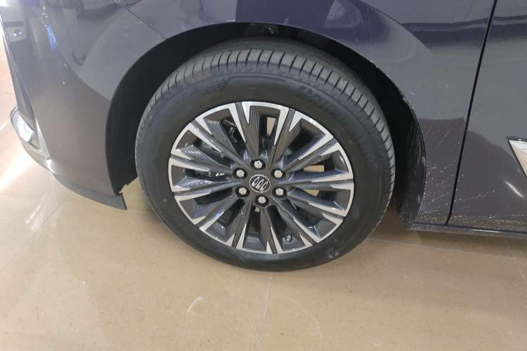 Used Buick GL8 2025 Lu Zun Deluxe Edition
